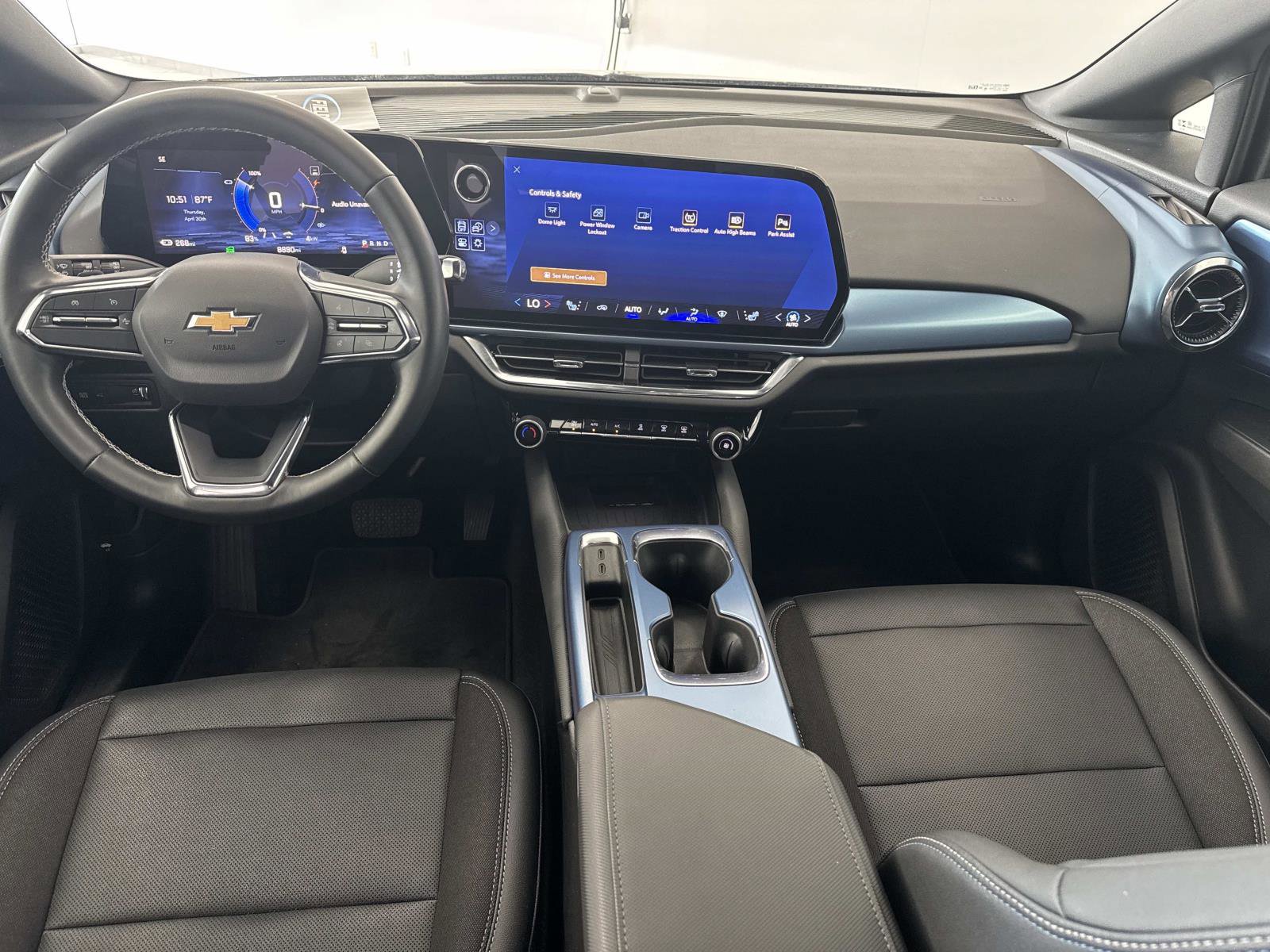 Used 2025 Chevrolet Equinox EV LT w/ Convenience Package FWD image 16