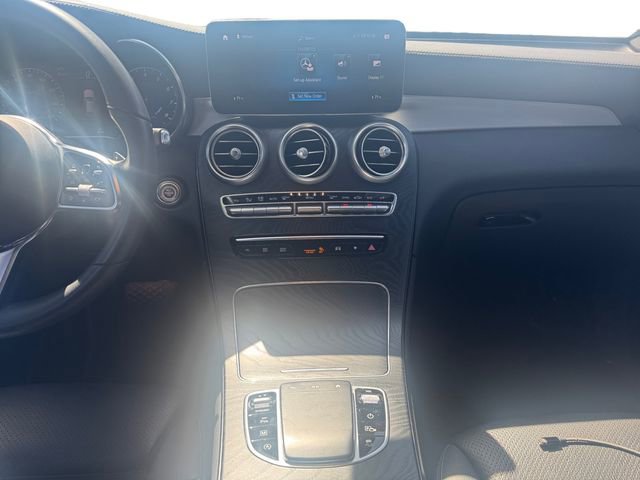 Used 2023 Mercedes-Benz GLC 300 4MATIC Coupe image 11