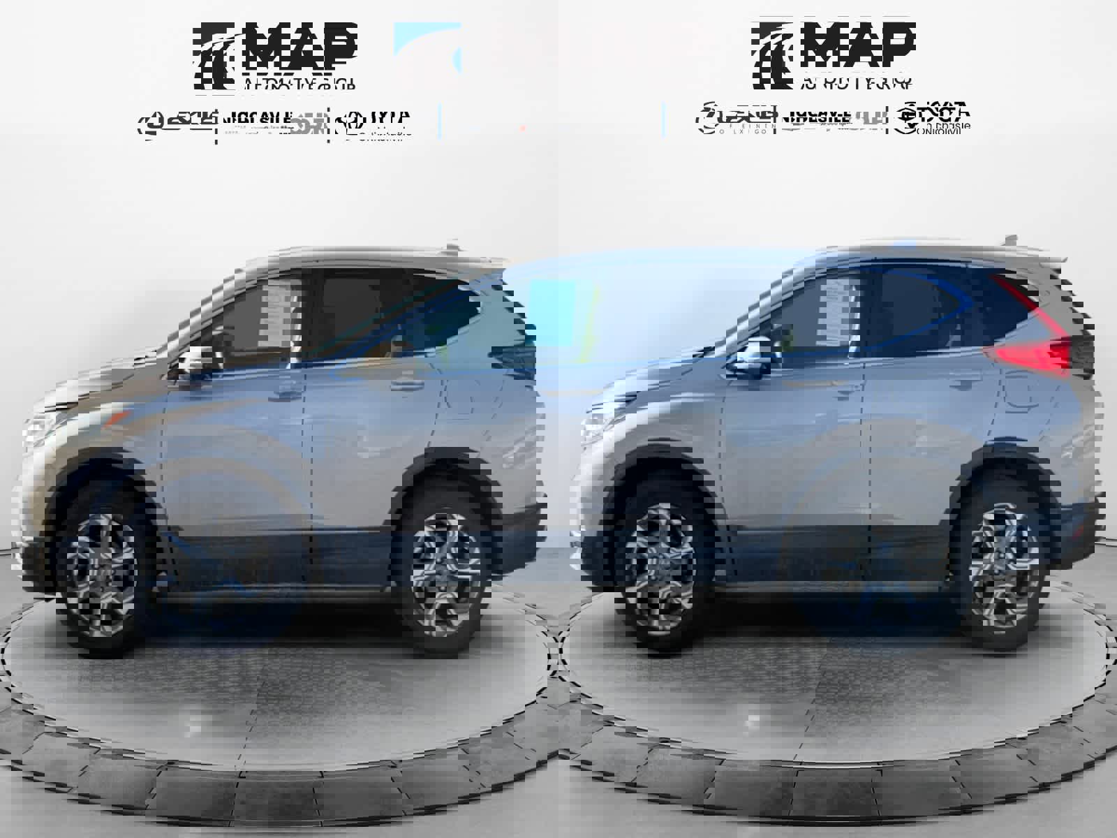 Used 2017 Honda CR-V EX image 2