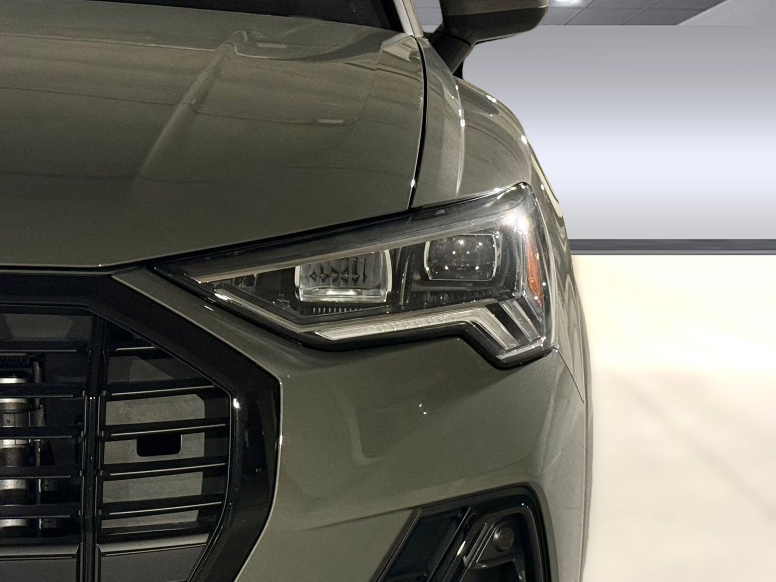 New 2025 Audi Q3 2.0T Premium image 10