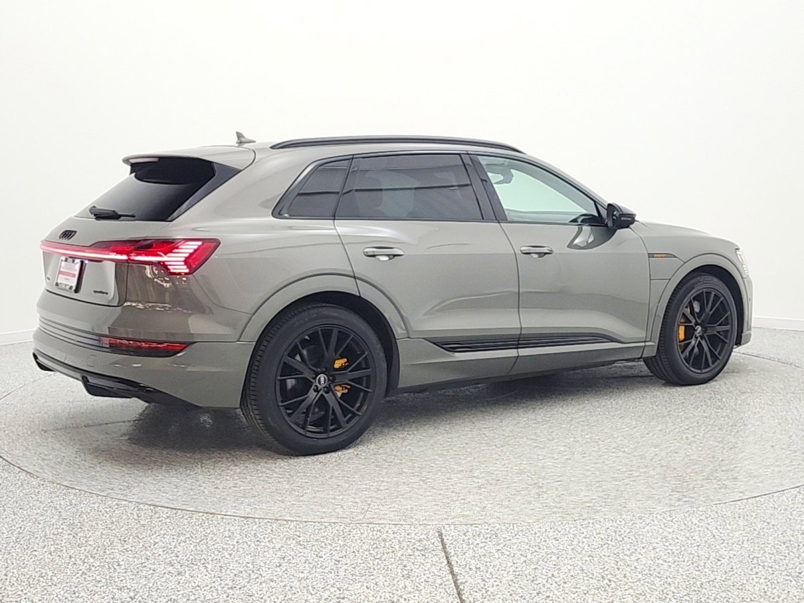 Used 2022 Audi e-tron Chronos w/ Chronos Package AWD/4WD image 5