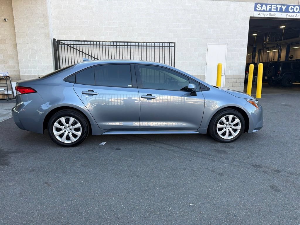 Used 2024 Toyota Corolla LE FWD image 6