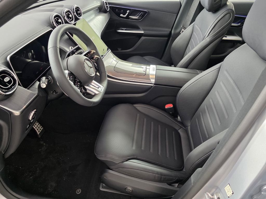 New 2026 Mercedes-Benz GLC 43 AMG 4MATIC image 6