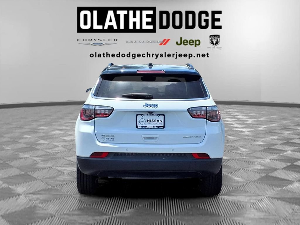 Used 2025 Jeep Compass Limited AWD/4WD image 27