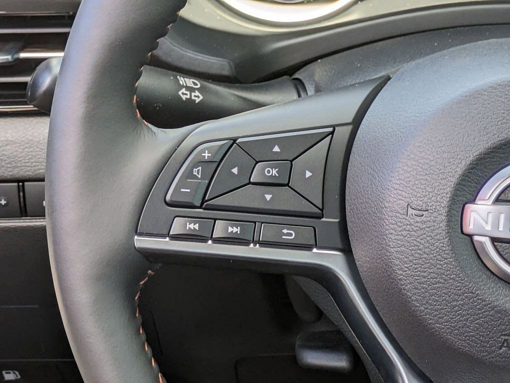 New 2025 Nissan Sentra SR FWD image 37