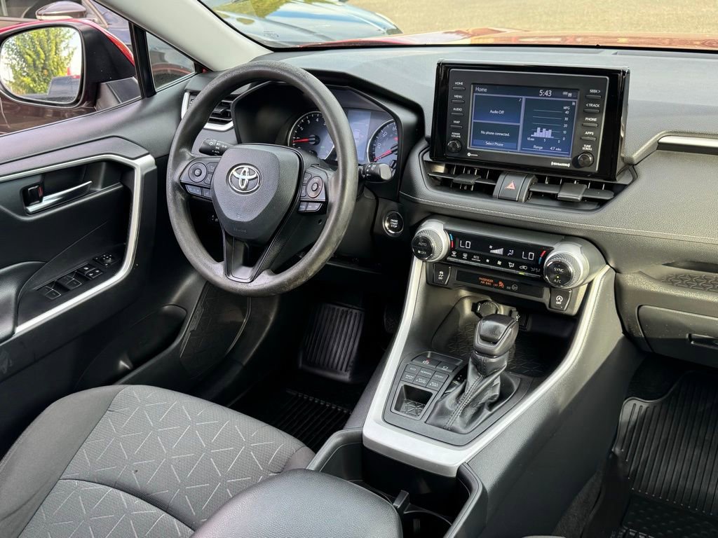 Used 2022 Toyota RAV4 XLE image 13