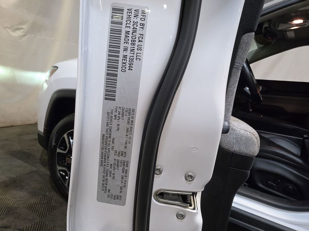 Used 2022 Jeep Compass Latitude w/ Convenience Group image 25