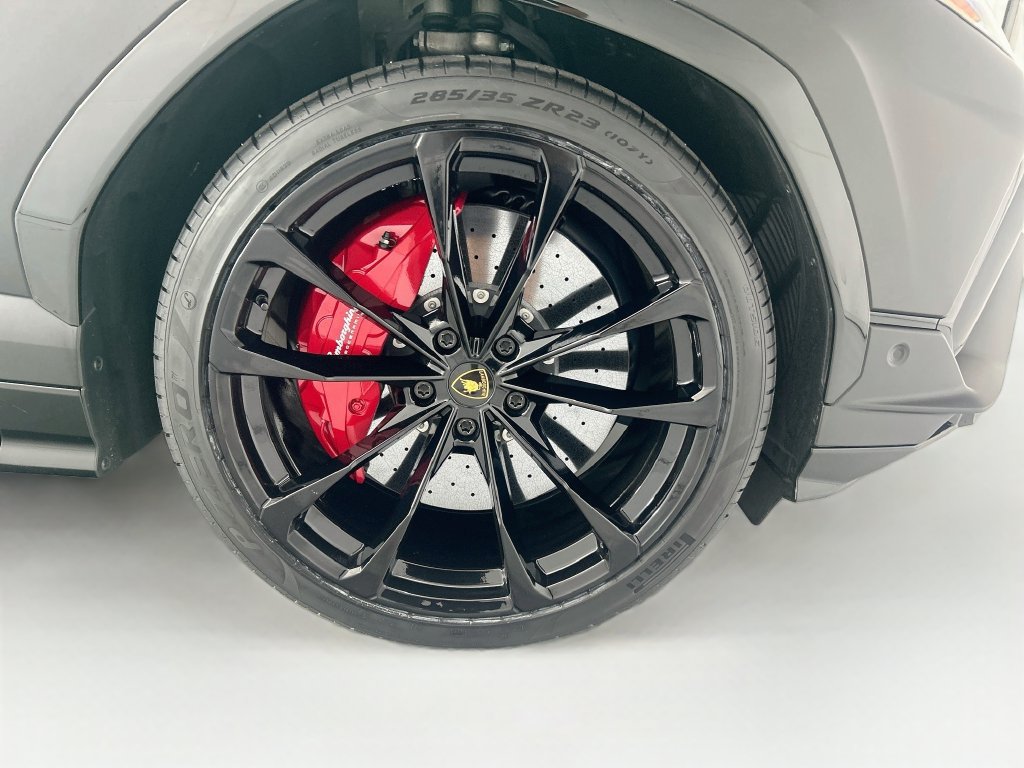 Used 2023 Lamborghini Urus S AWD/4WD image 31