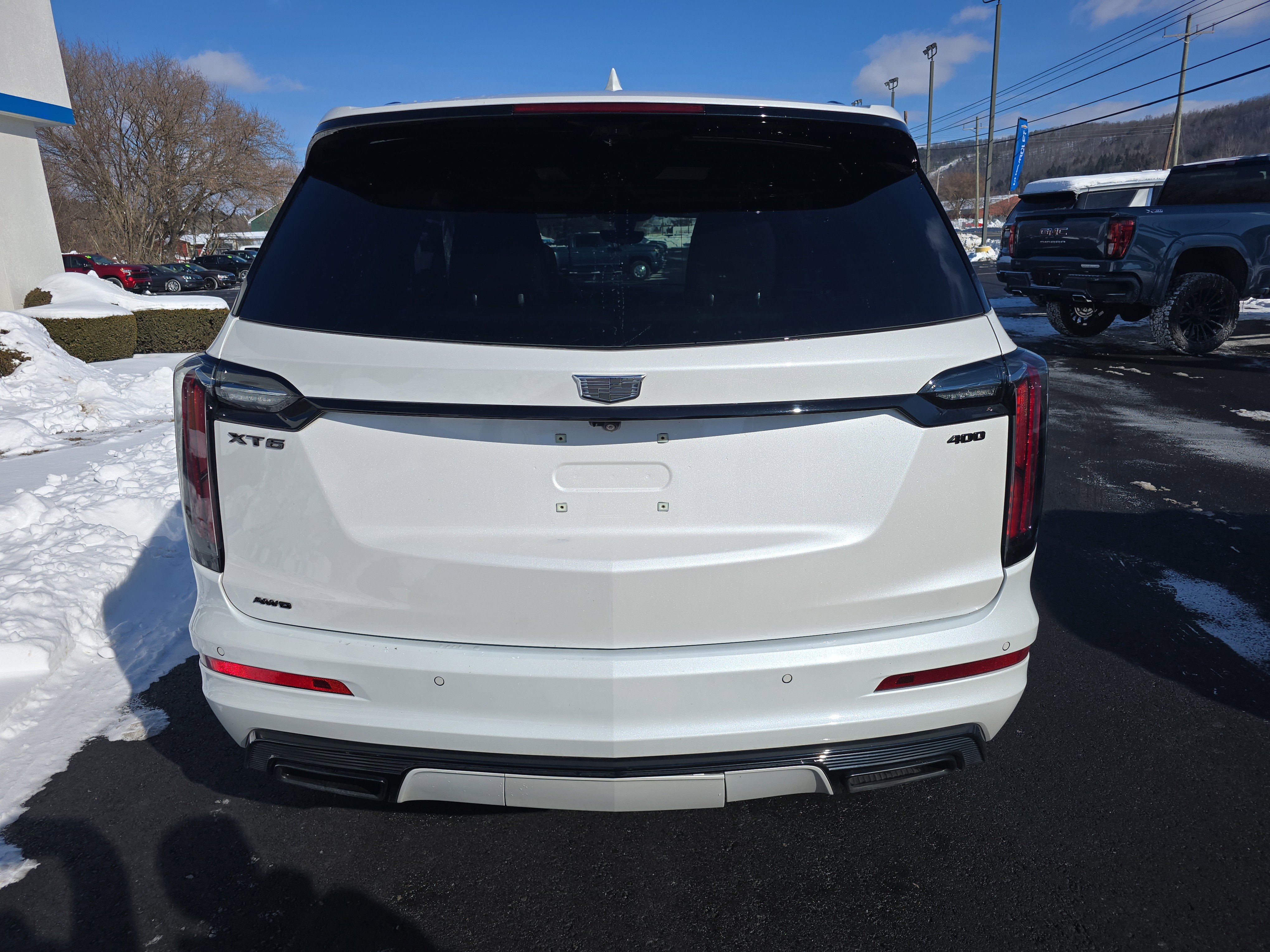 Used 2024 Cadillac XT6 Sport w/ LPO, Onyx Lite Package image 4