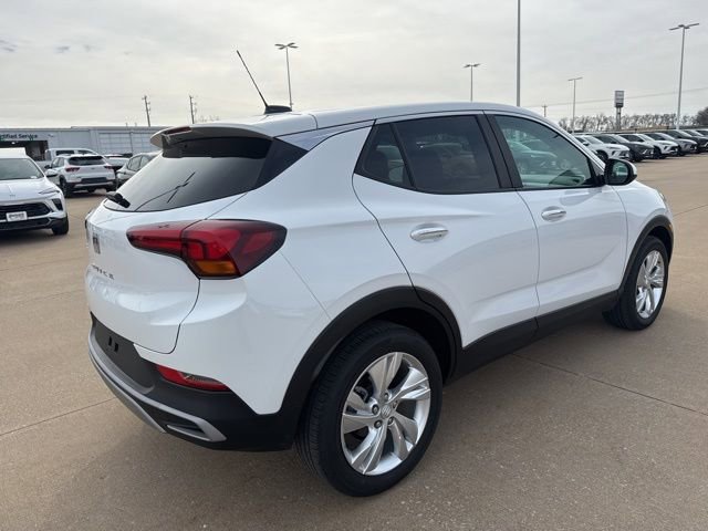 Used 2024 Buick Encore GX Preferred image 3
