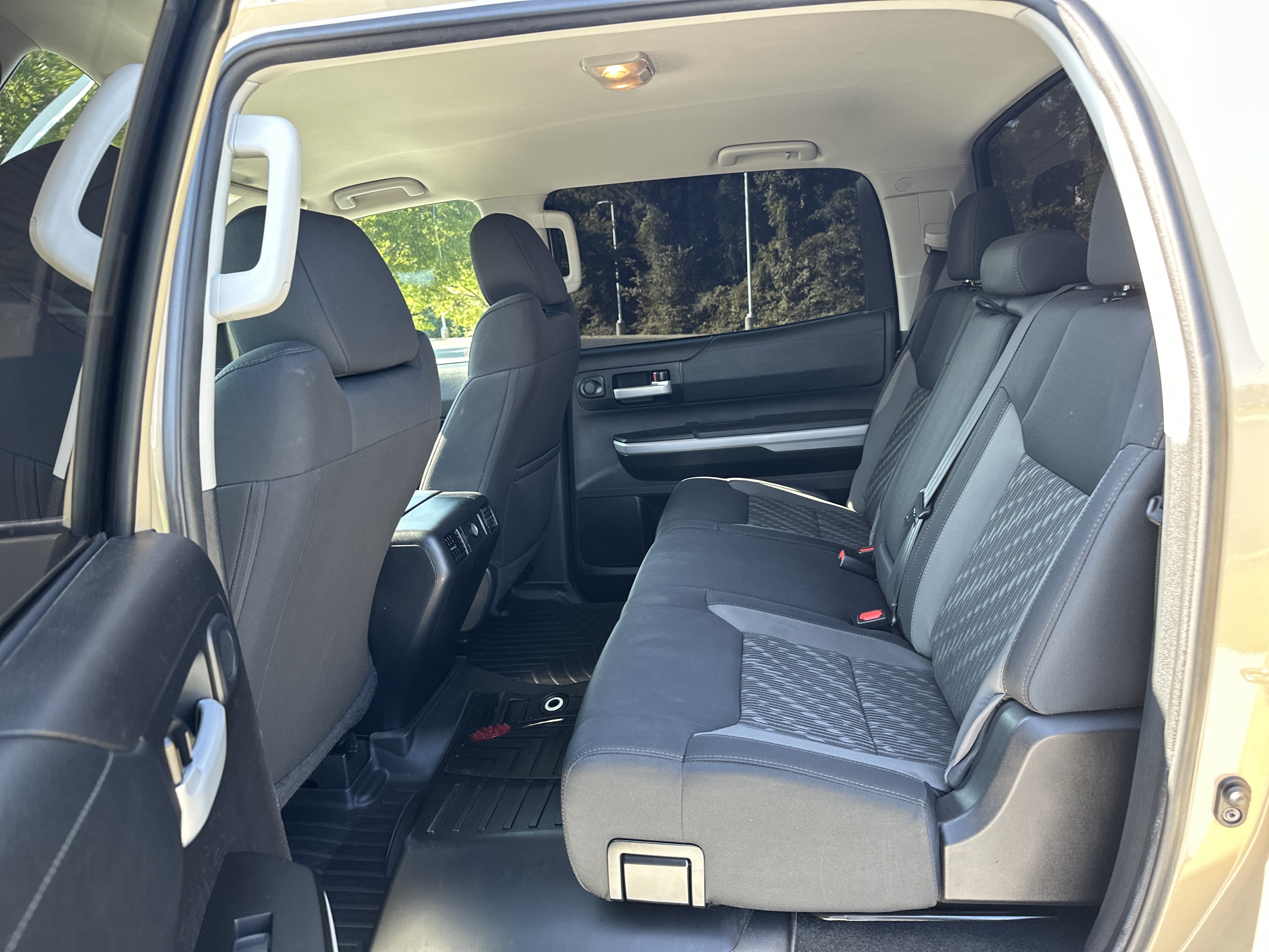 Certified 2020 Toyota Tundra SR5 w/ SR5 Upgrade Package RWD image 31