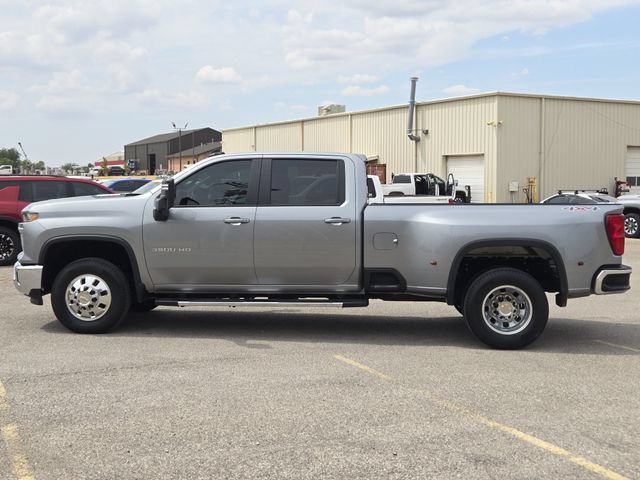 Used 2026 Chevrolet Silverado 3500 LT w/ Safety Package AWD/4WD image 4