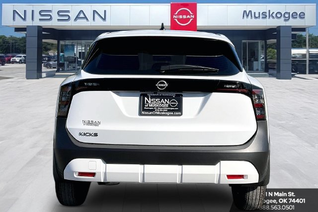 New 2027 Nissan Kicks S FWD image 4