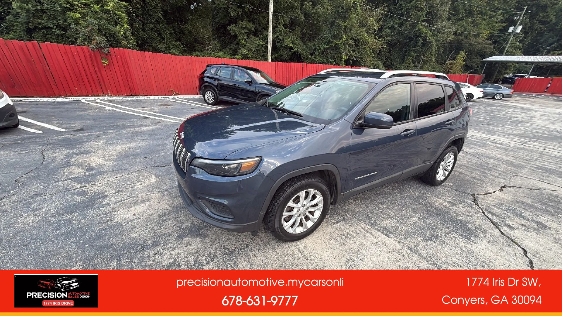 Used 2021 Jeep Cherokee Latitude FWD image 2