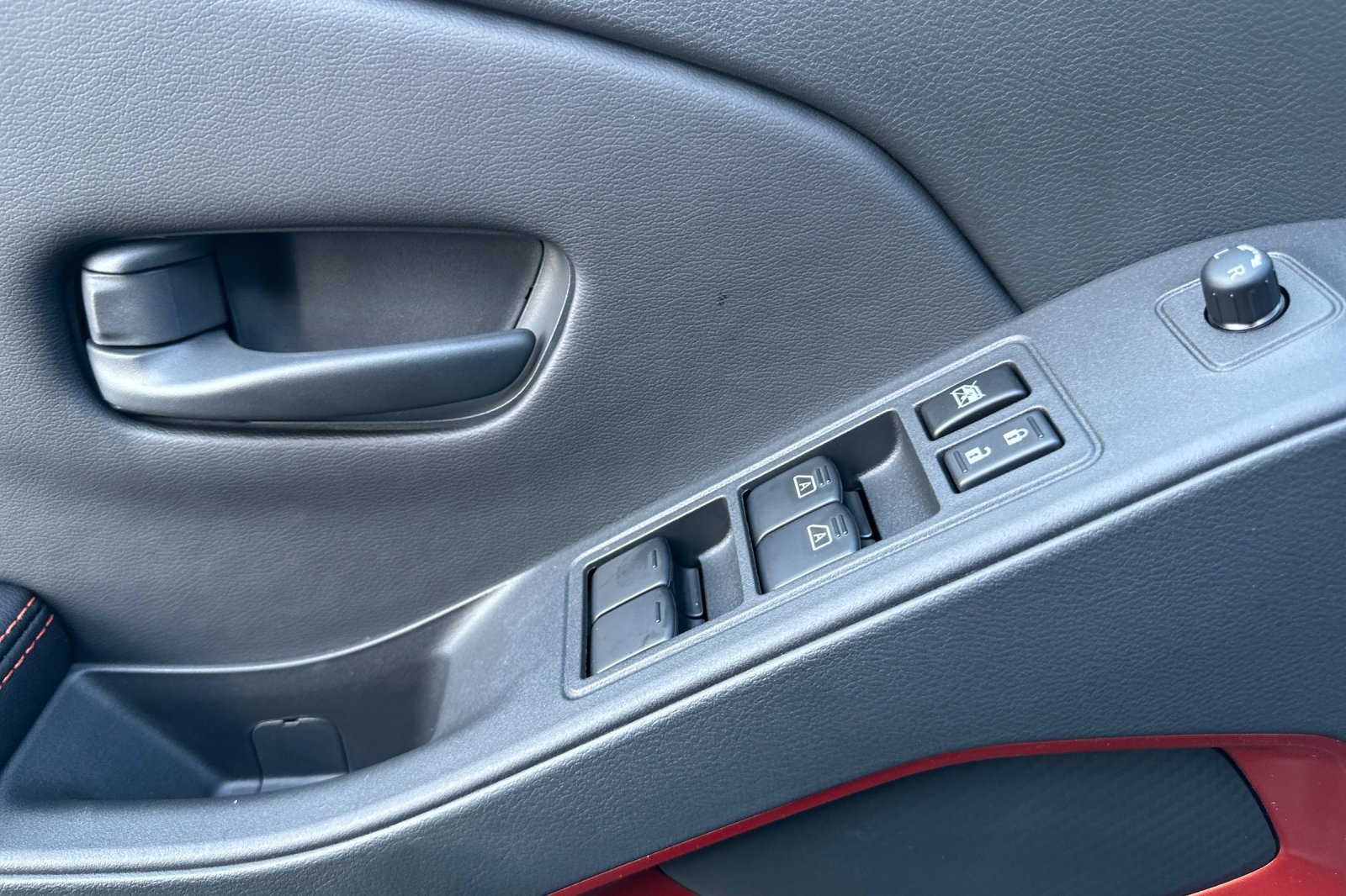 New 2026 Nissan Frontier PRO-4X w/ Pro Premium Package image 8