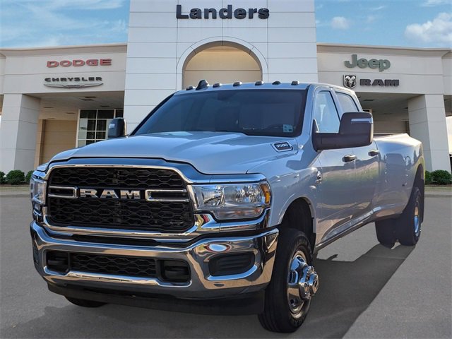 Used 2024 RAM 3500 Tradesman w/ Chrome Appearance Group