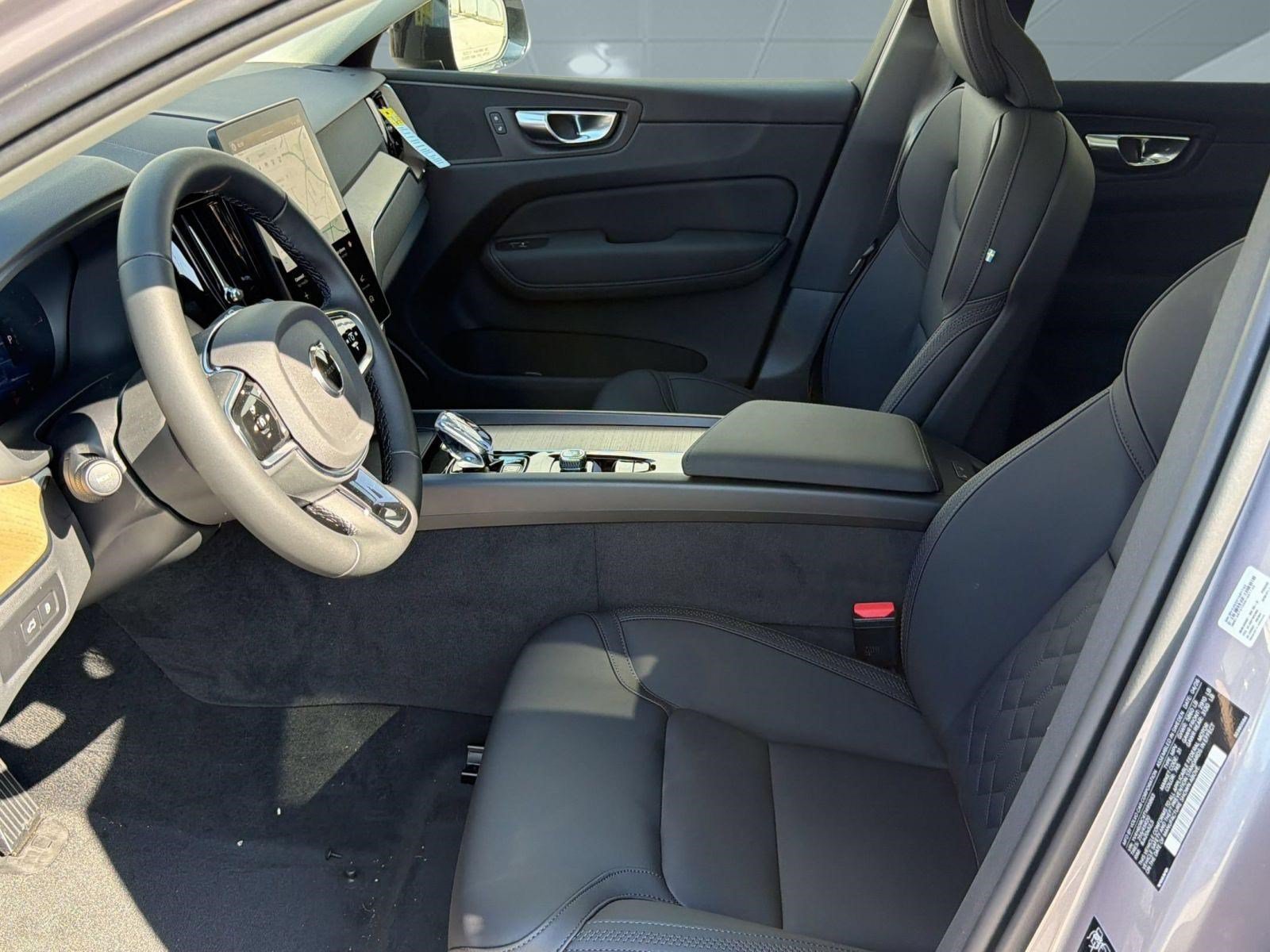 New 2026 Volvo XC60 T8 Plus w/ Climate Package AWD/4WD image 5