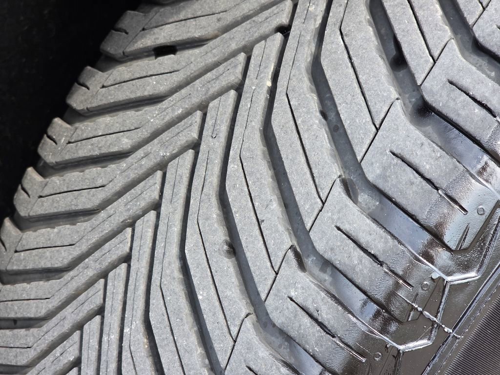 Used 2017 Audi Q5 2.0T Premium Plus w/ Technology Package image 22