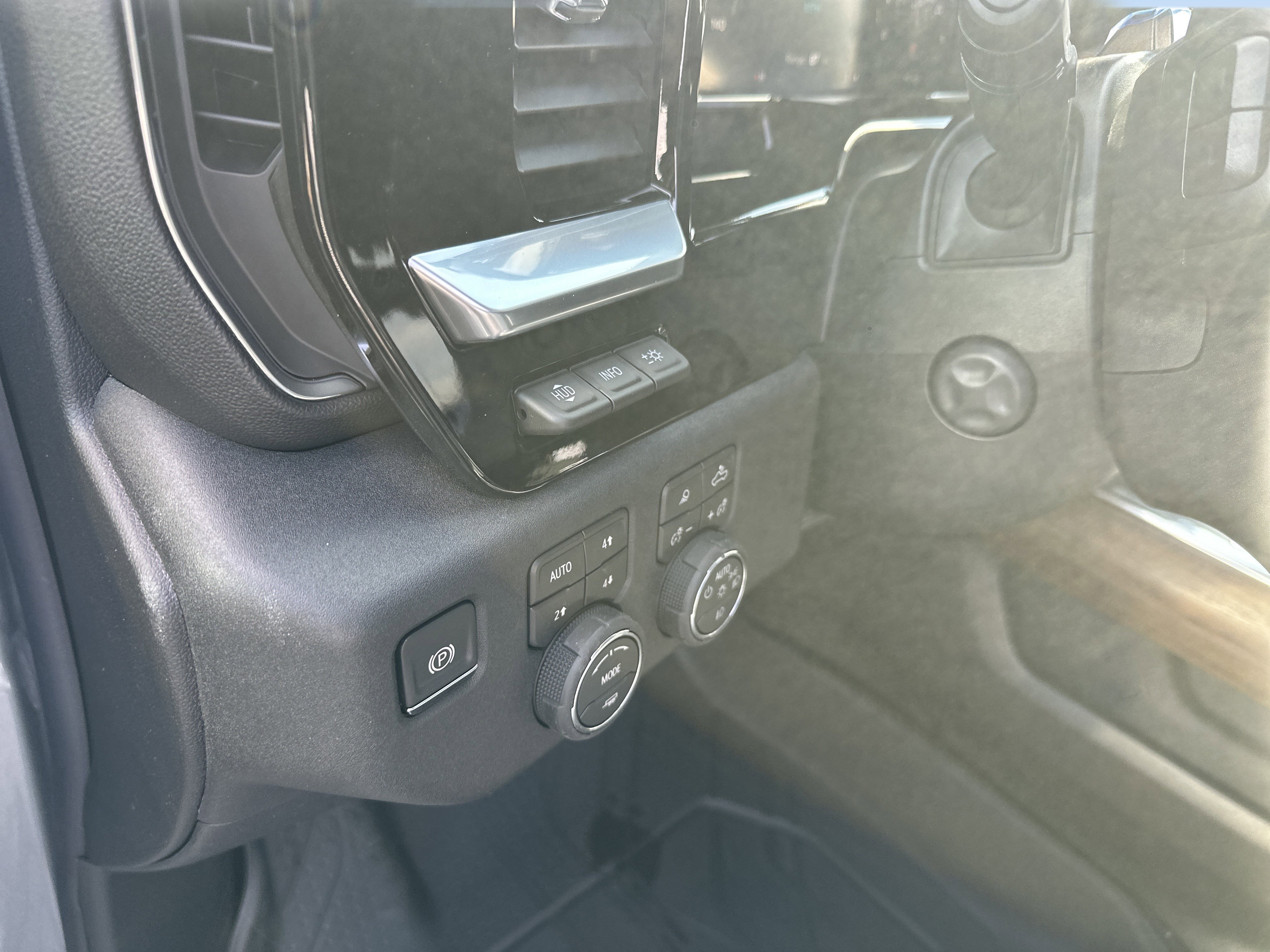 New 2026 Chevrolet Silverado 1500 High Country image 14