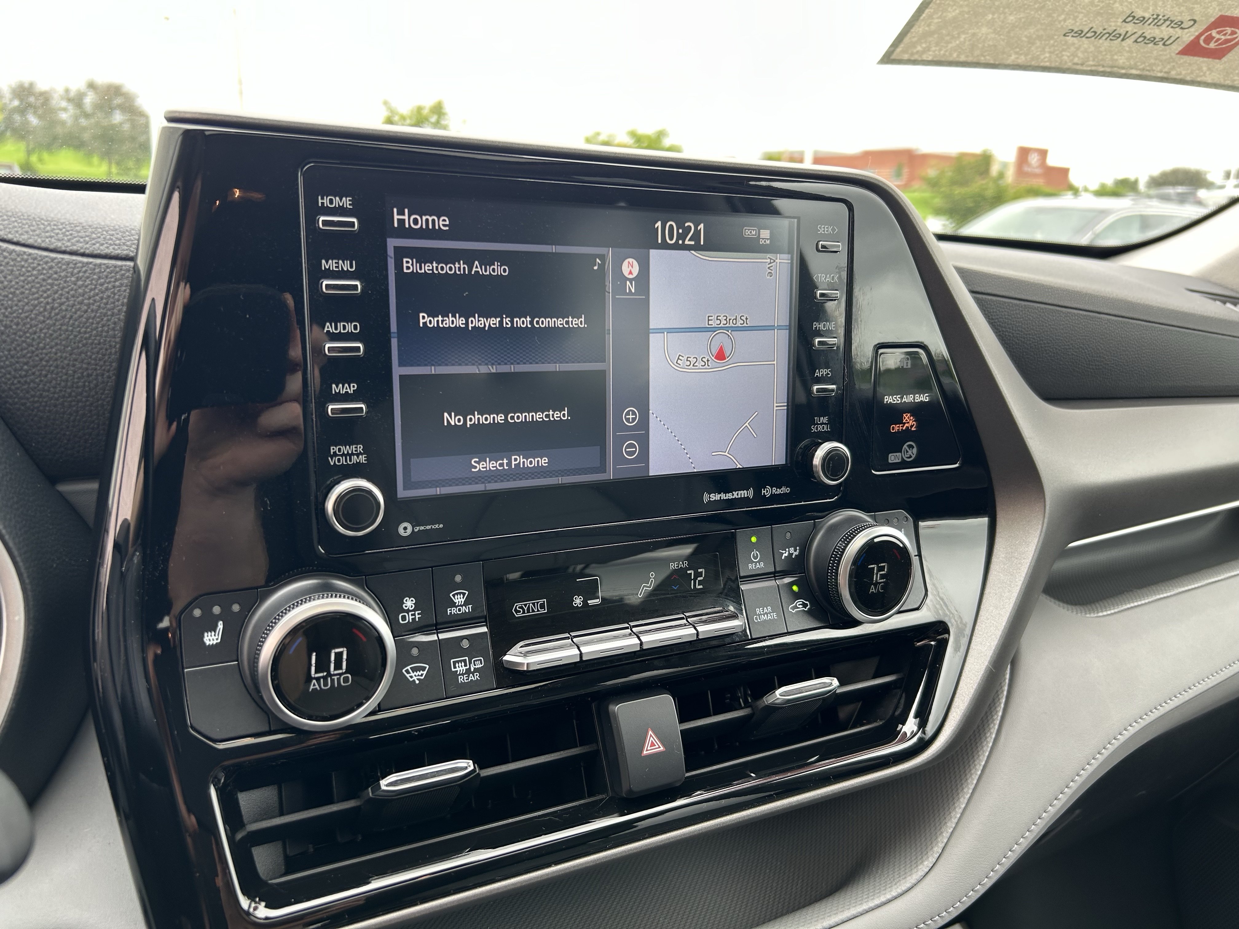 Certified 2020 Toyota Highlander XLE AWD/4WD image 28
