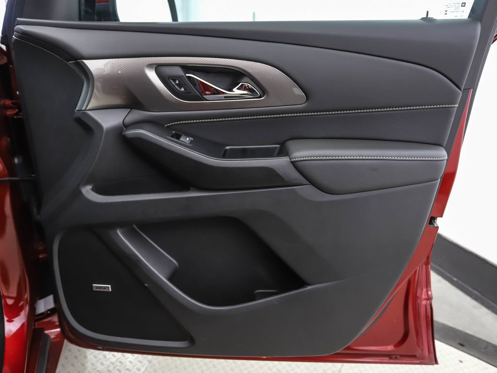 Used 2023 Chevrolet Traverse Premier w/ LPO, Floor Liner Package image 33