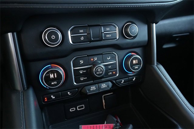 Used 2023 Chevrolet Tahoe Z71 w/ Luxury Package image 19