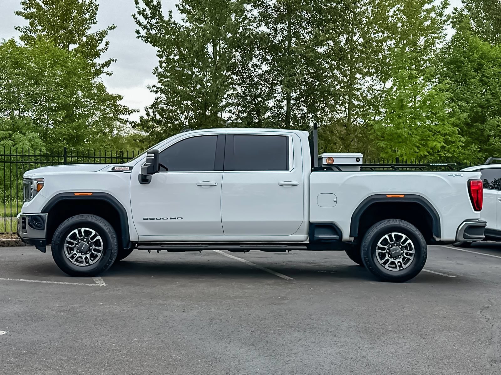 Used 2022 GMC Sierra 3500 SLE w/ Fleet Comfort Package AWD/4WD image 6