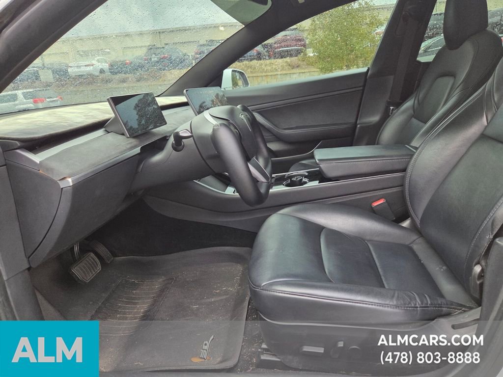Used 2020 Tesla Model 3 Standard Range Plus image 3