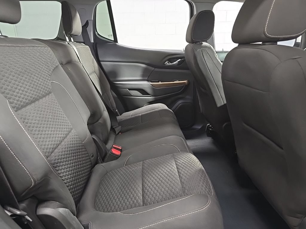 Used 2018 GMC Acadia SLE FWD image 30