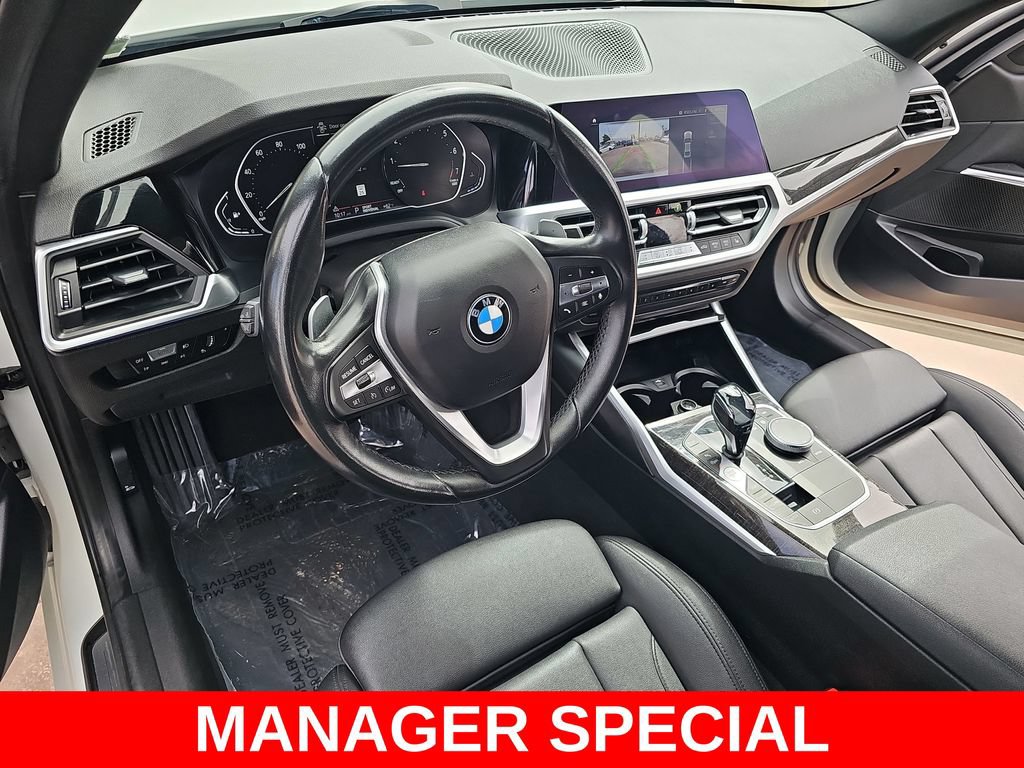Used 2021 BMW 330i Sedan w/ Driving Assistance Package RWD image 15