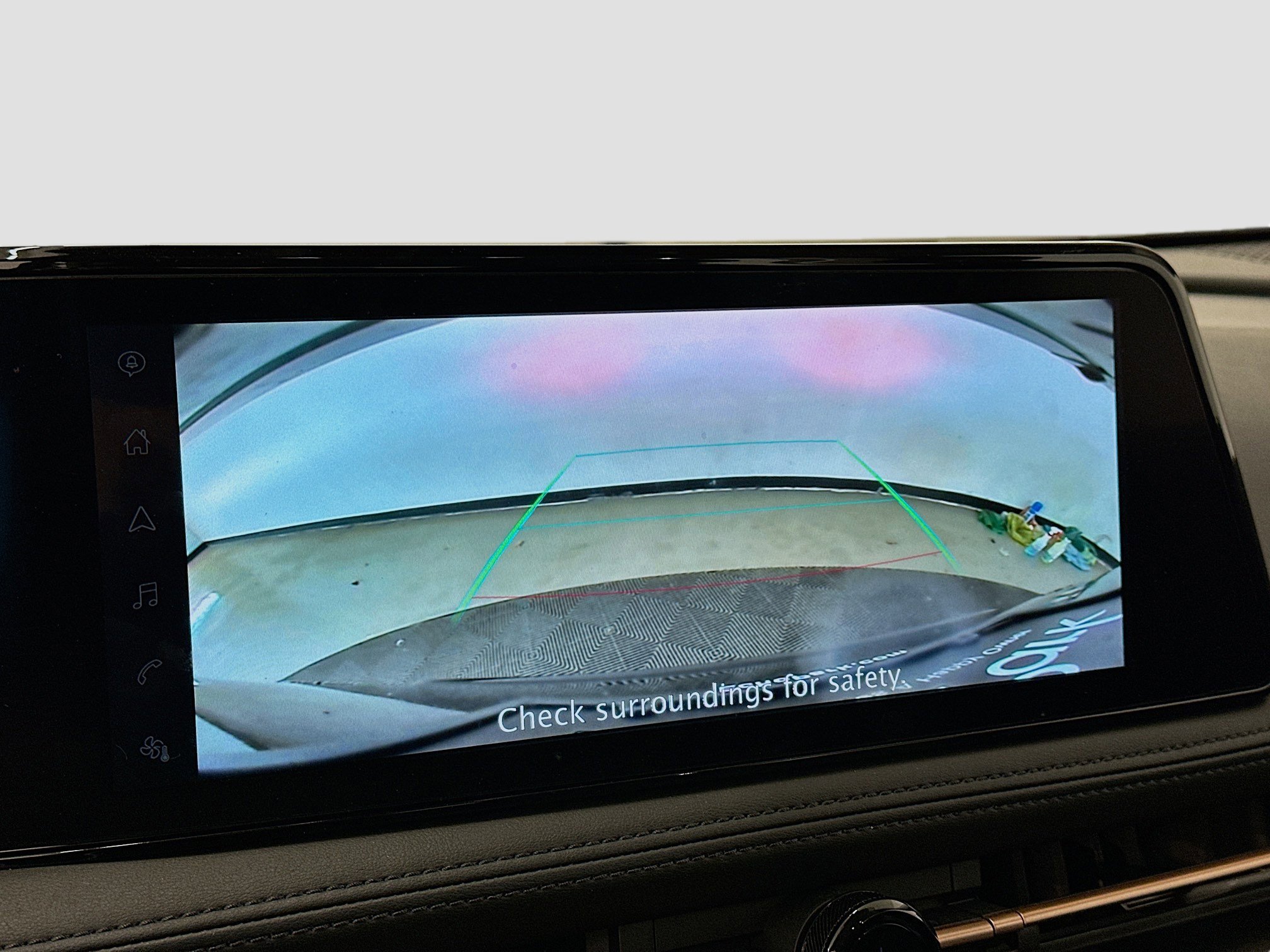 Used 2023 Nissan Ariya AWD image 23