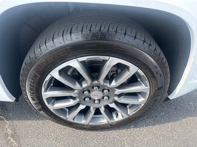 Used 2023 GMC Acadia Denali AWD/4WD image 13