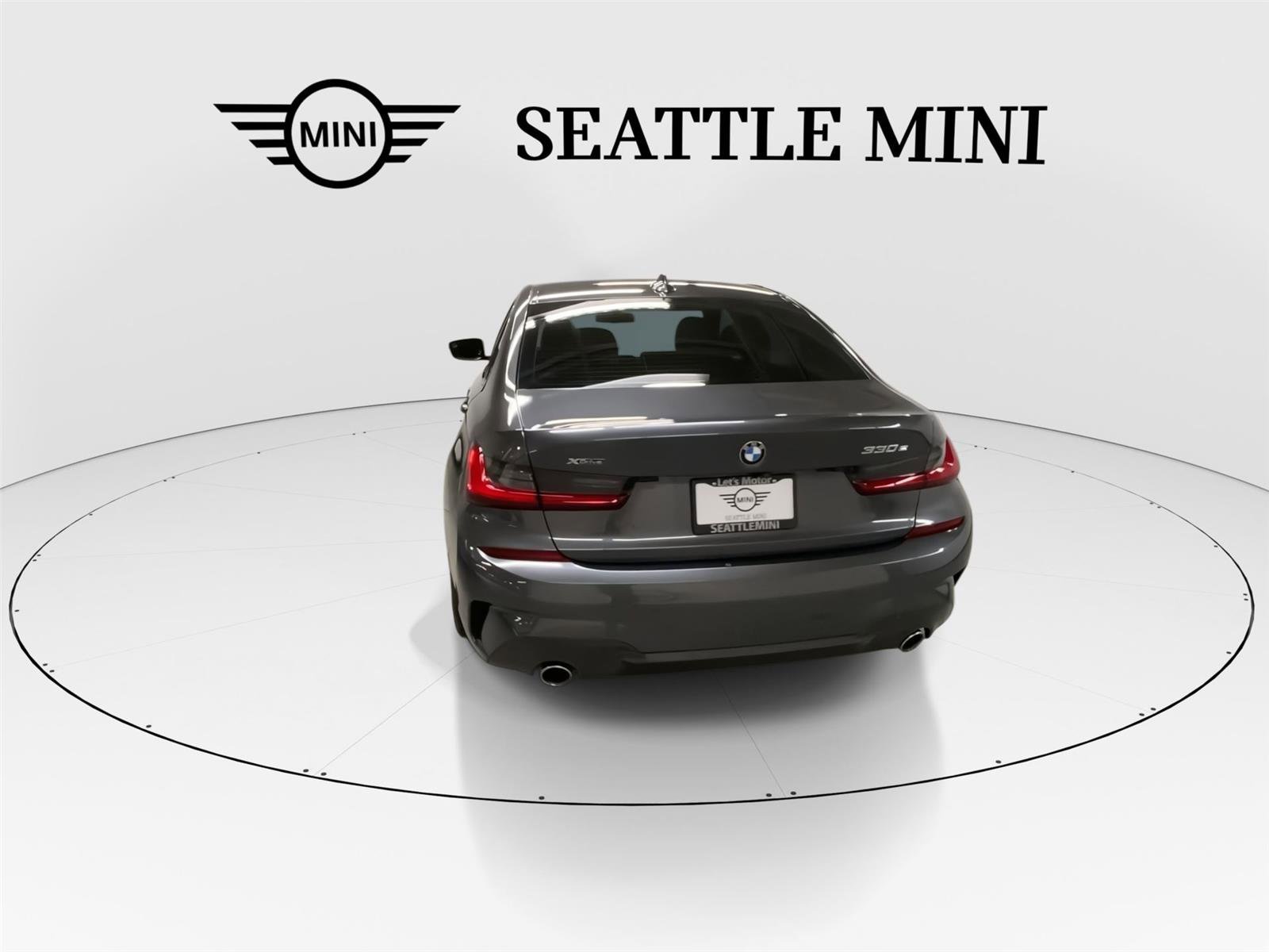 Used 2021 BMW 330e xDrive w/ M Sport Package image 9