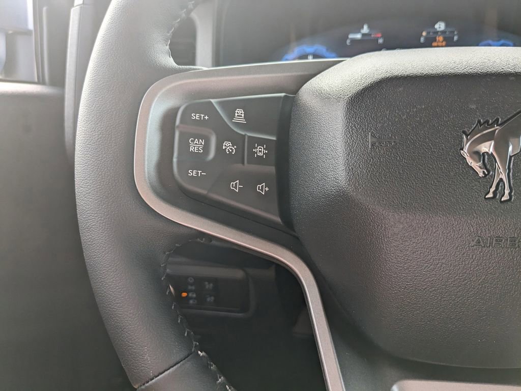 New 2025 Ford Bronco Badlands image 24