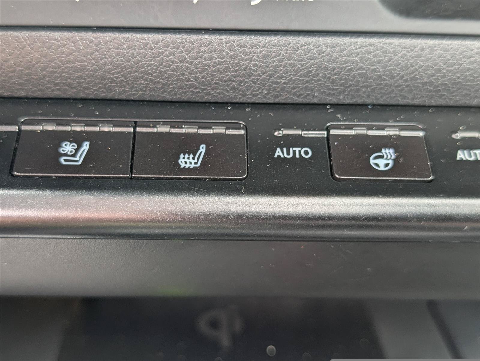 Certified 2021 Lexus UX 250h w/ Premium Package AWD/4WD image 25