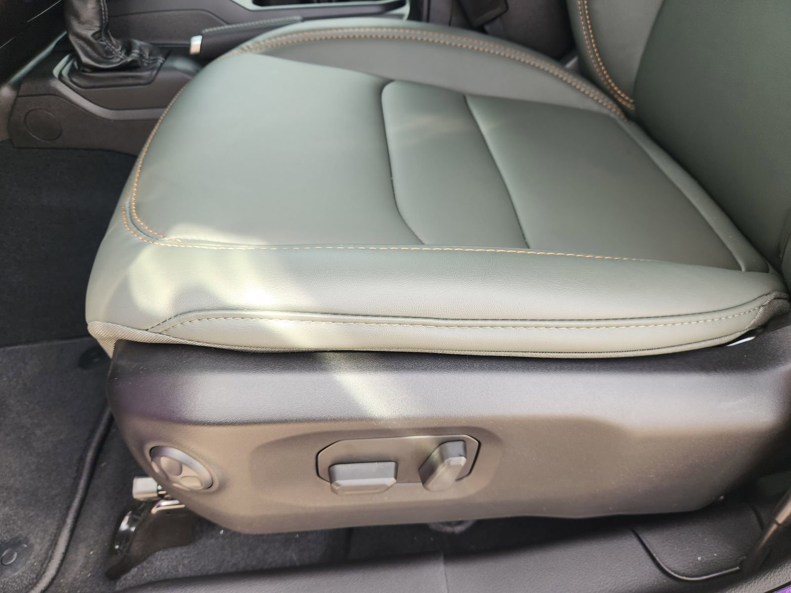 New 2026 Jeep Gladiator Mojave image 19