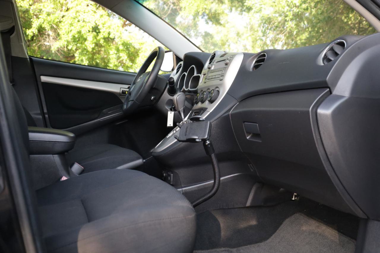 Used 2009 Toyota Matrix S FWD image 15