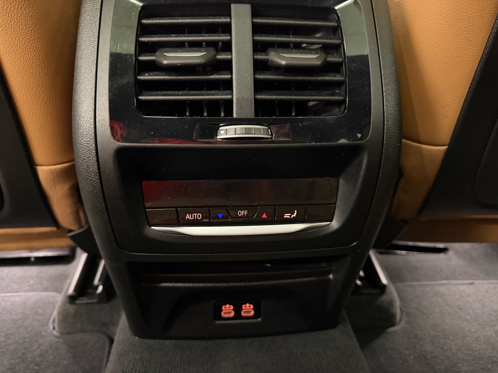 Used 2024 BMW X4 M40i w/ Premium Package image 44