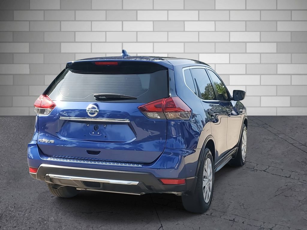 Used 2018 Nissan Rogue S image 5