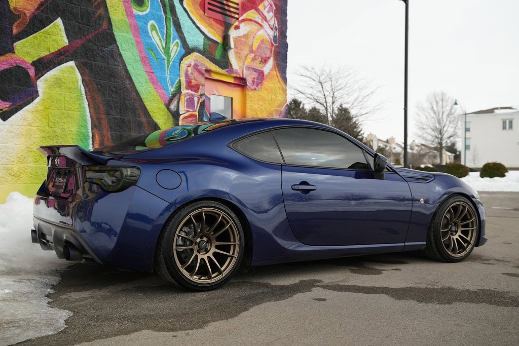 Used 2017 Toyota 86 image 4