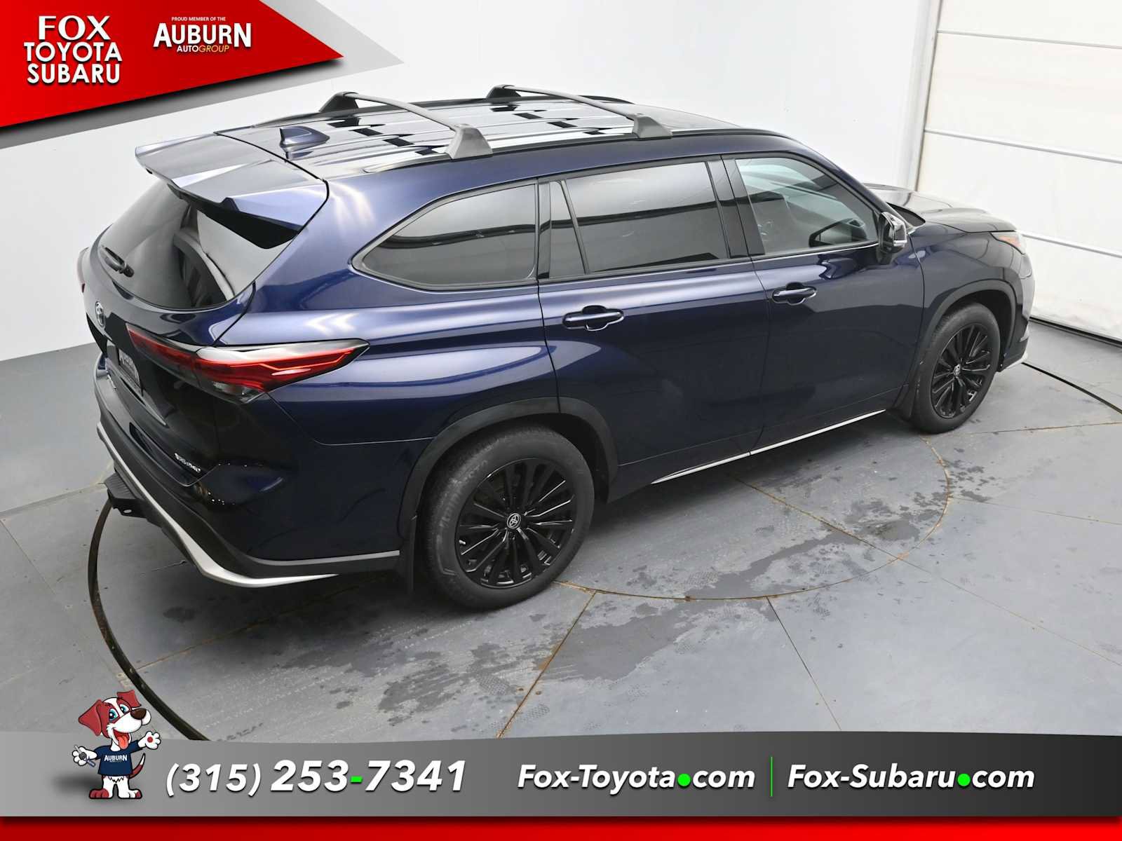 Used 2023 Toyota Highlander XSE AWD/4WD image 25