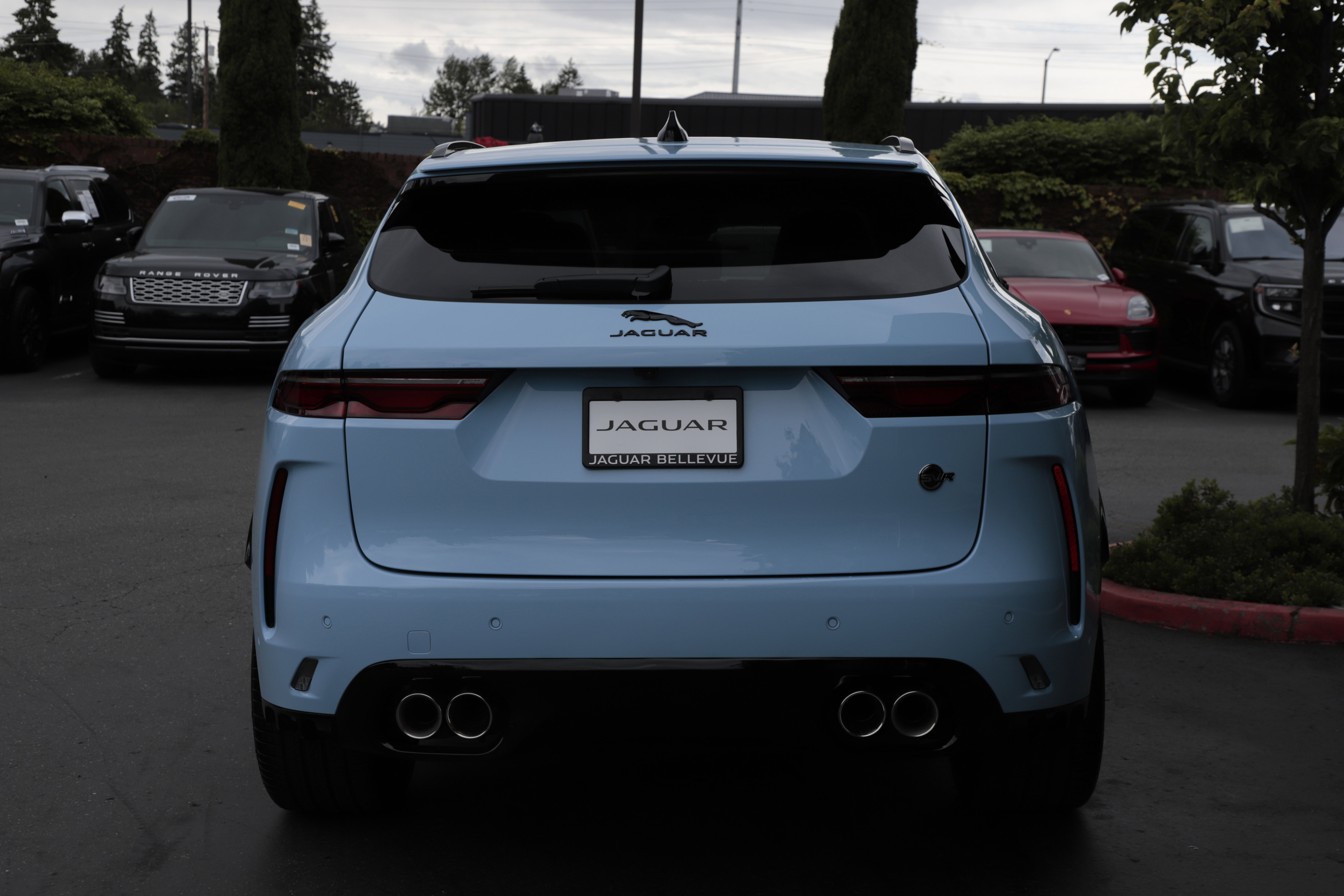 New 2026 Jaguar F-PACE SVR AWD/4WD image 9