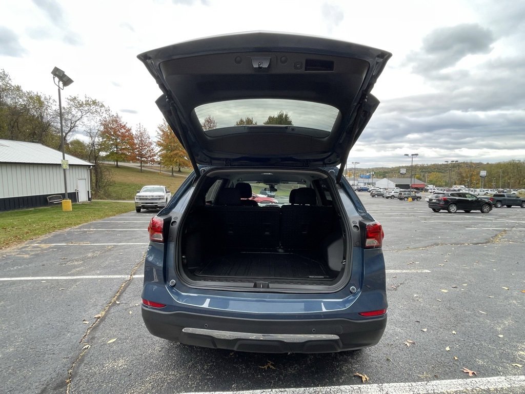 Certified 2024 Chevrolet Equinox LT w/ LPO, Floor Liner Package image 16
