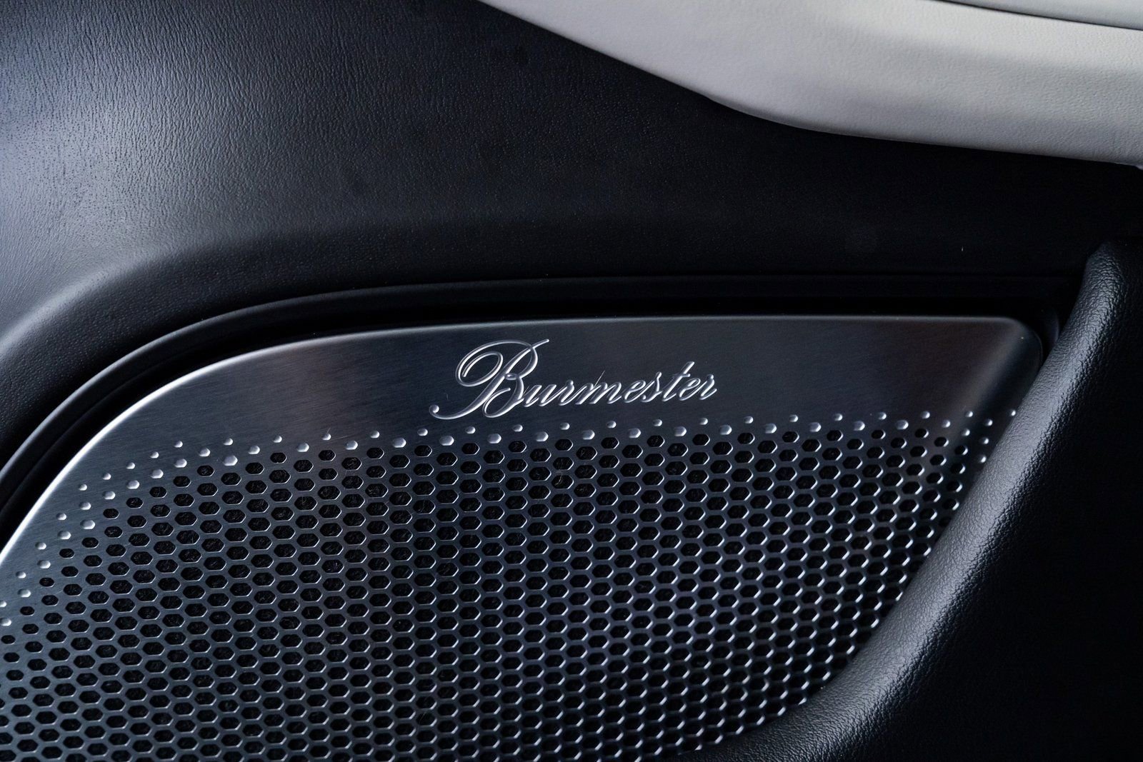 Used 2023 Porsche Taycan Turbo S image 15