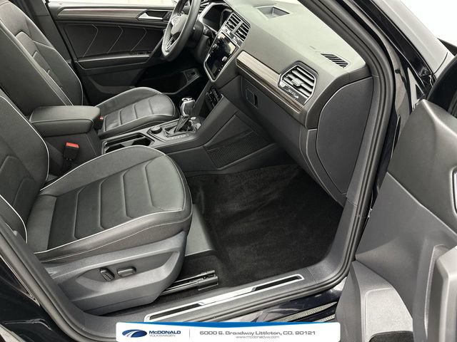 Used 2023 Volkswagen Tiguan SEL R-Line AWD/4WD image 25