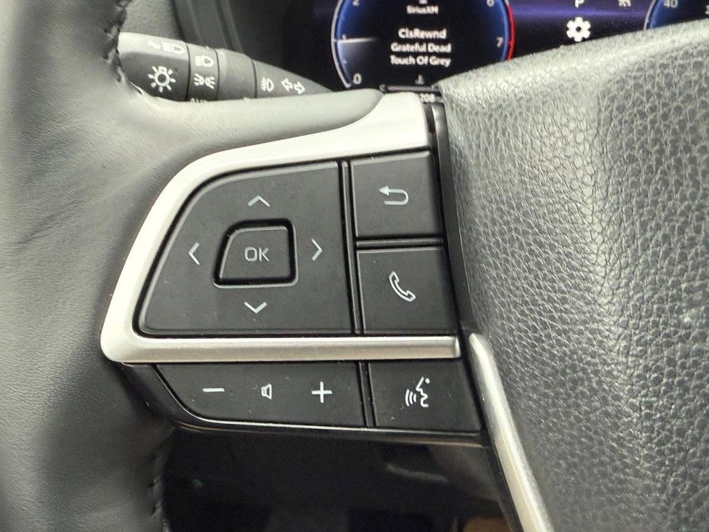 Certified 2025 Toyota Grand Highlander Limited image 22