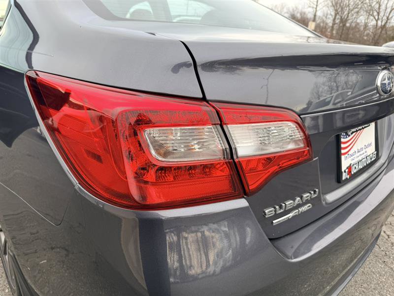 Used 2016 Subaru Legacy 2.5i Limited AWD/4WD image 10
