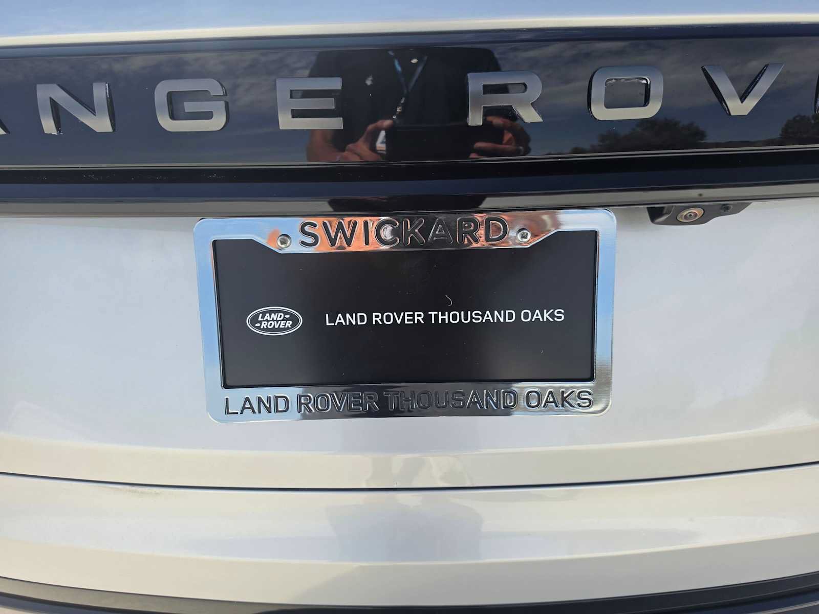 Used 2024 Land Rover Range Rover Velar Dynamic SE AWD/4WD image 16