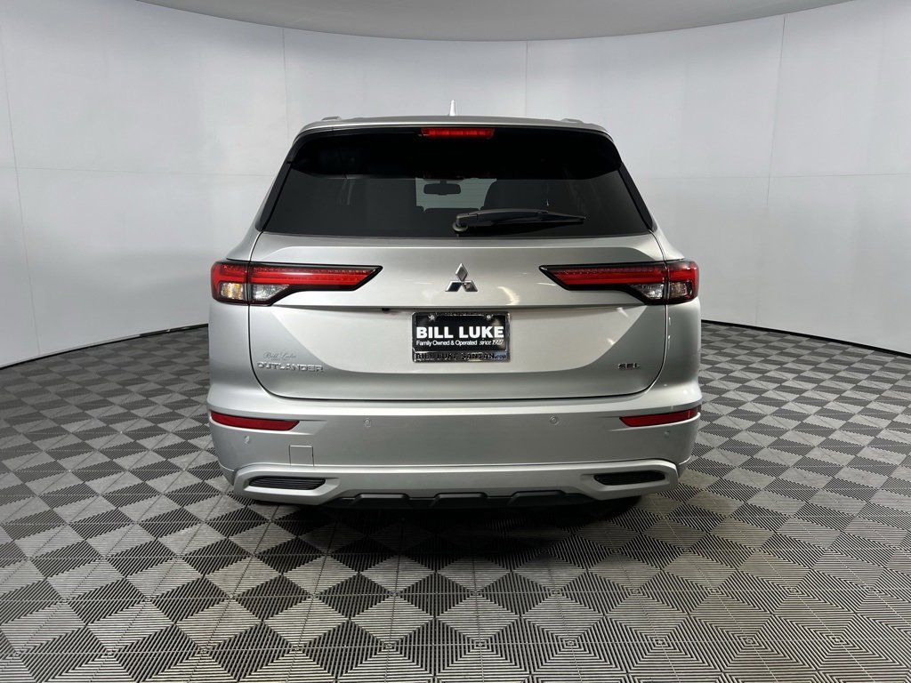 Used 2024 Mitsubishi Outlander SEL image 7
