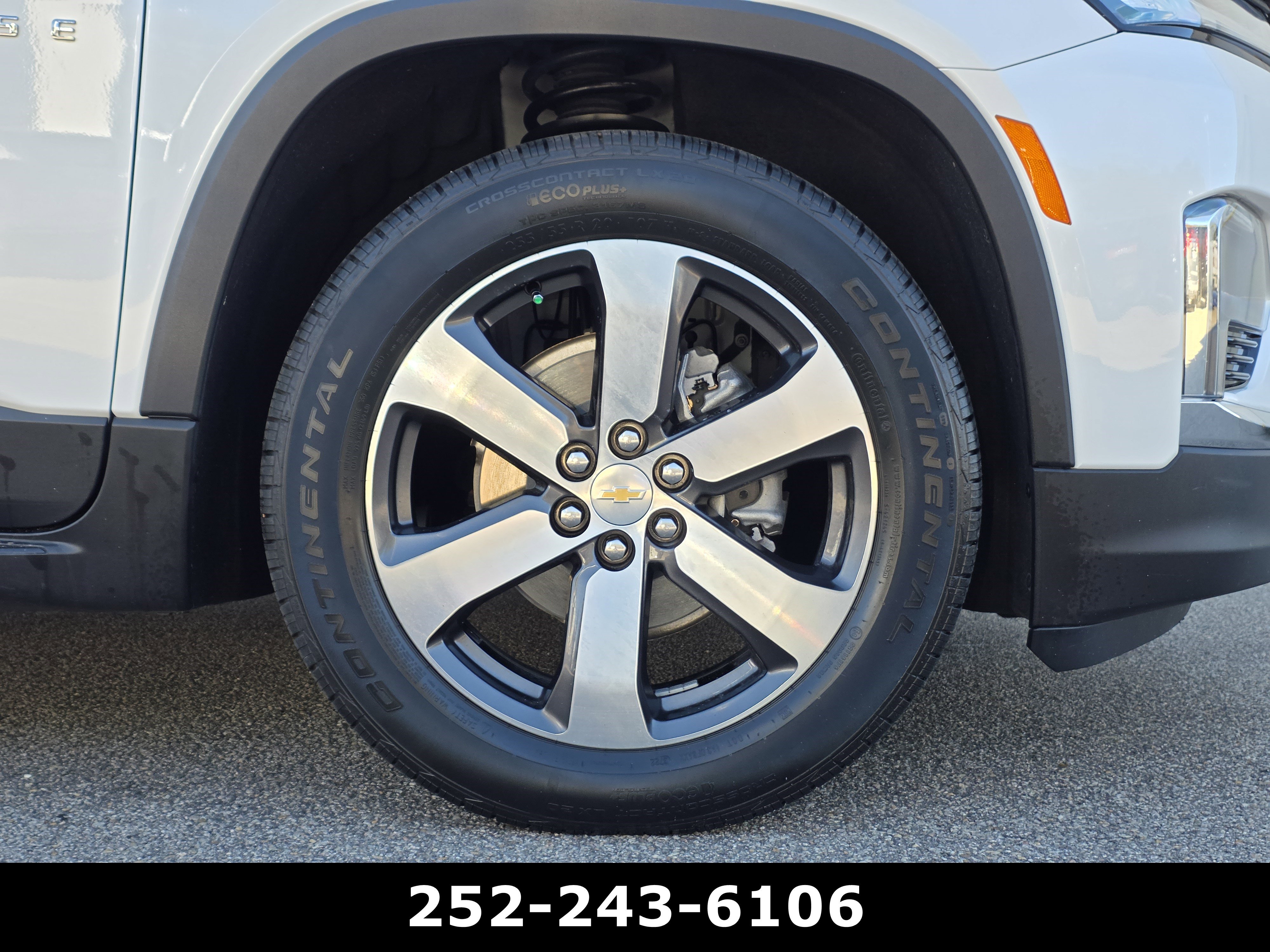 Used 2023 Chevrolet Traverse LT w/ LT Premium Package image 47